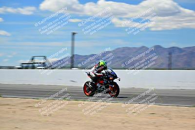 media/Mar-25-2024-Moto Forza (Mon) [[8d4319bd68]]/2-Advanced Group/Session 4 Front Straight Speed Pans/